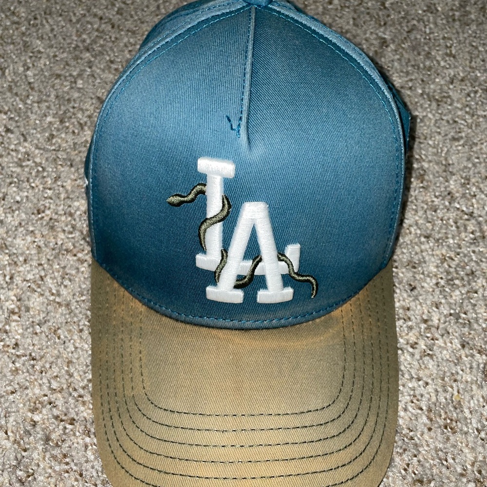 LA Dodgers Blue Mens SnapBack Baseball Cap Snake Embroidery